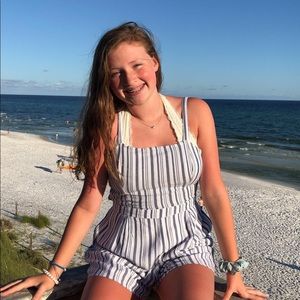 Meet your Posher, Ella